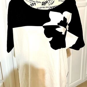 Coldwater Creek Black and White Short Sleeve Top Size M